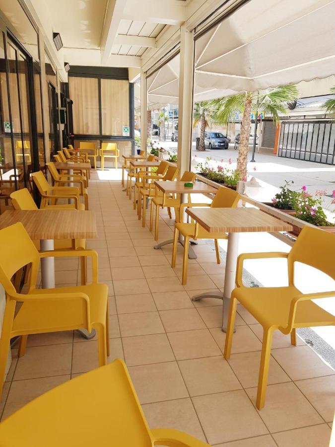 Hotel La Plage كاتوليكا المظهر الخارجي الصورة