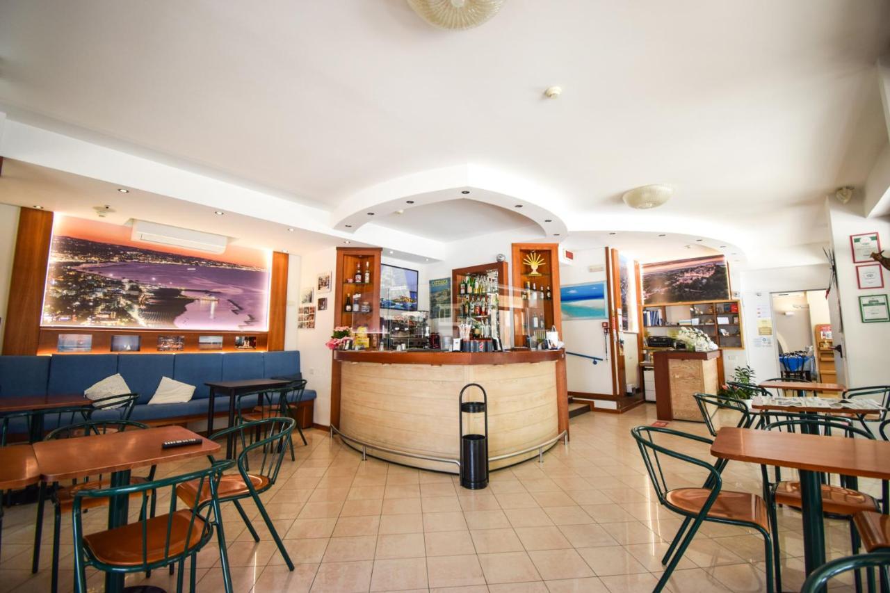Hotel La Plage كاتوليكا المظهر الخارجي الصورة